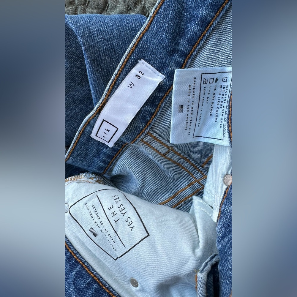 AYR Yes Yes Yes Straight Leg Distressed Jeans - Picture 4 of 4